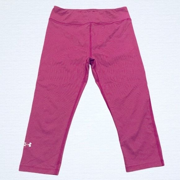 UNDER ARMOUR HeatGear Striped Compression Crops - Picture 2 of 6